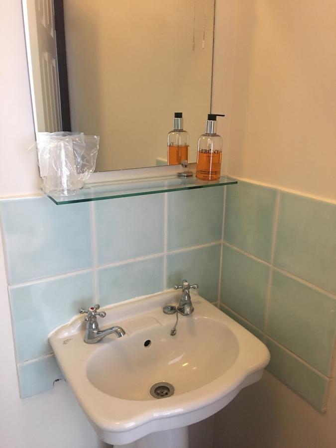 Winston Manor Guesthouse Rooms Churchill  Extérieur photo